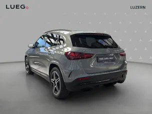 MERCEDES-BENZ GLA 250 4Matic 8G-DCT Swiss Star
