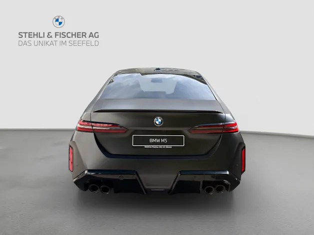 BMW M5 xDrive