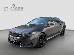 BMW M5 xDrive