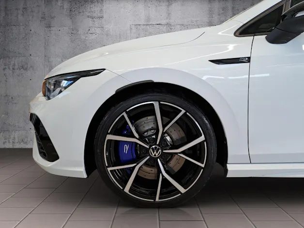 VW Golf VIII 2.0 TSI R DSG 4motio