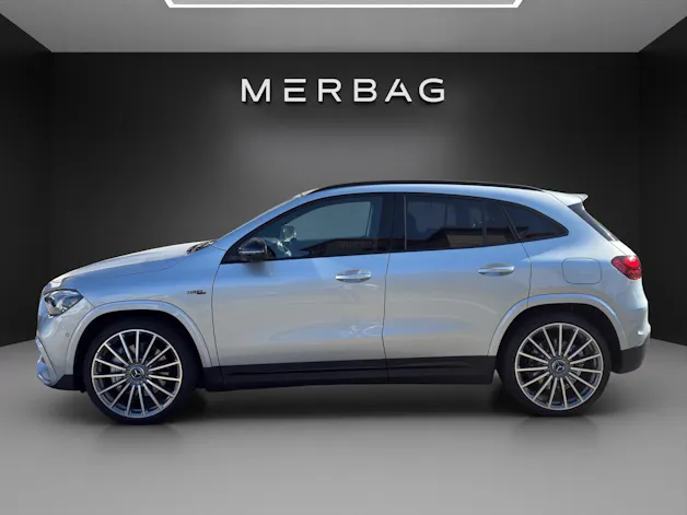 MERCEDES-BENZ GLA AMG 35 4Matic 8G-DCT