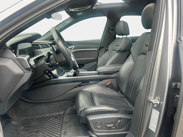 AUDI e-tron 55 Advanced quattro