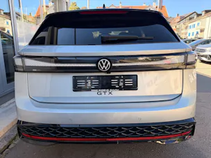 VW ID.7 TOURER GTX 340 PS 4MOTION *** VOLLAUSSTATTUG IN SCALE SILVER ***