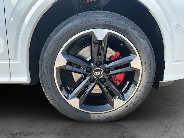AUDI Q2 40 TFSI S line Attraction quattro S-tronic