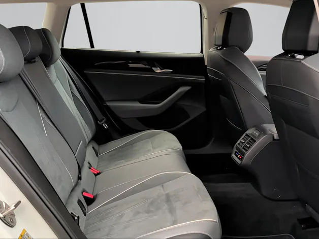 VW Passat Variant 2.0 TDI evo Business DSG