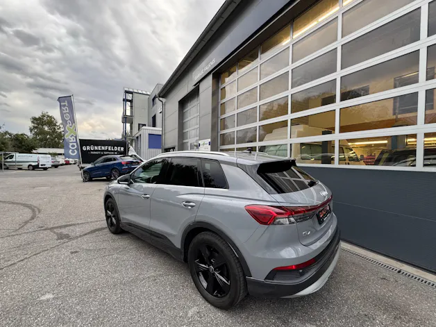AUDI Q4 e-tron 50 quattro