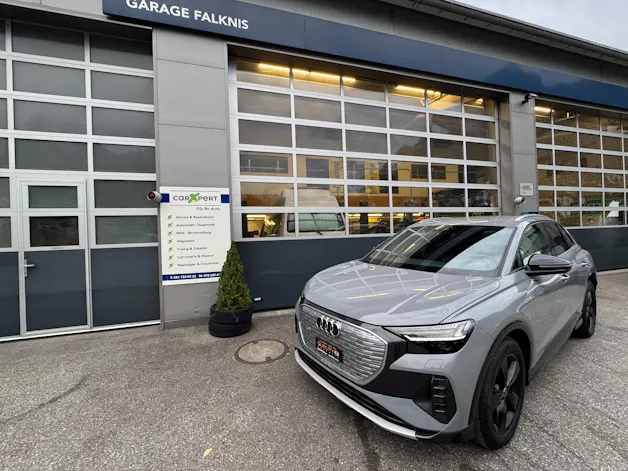 AUDI Q4 e-tron 50 quattro
