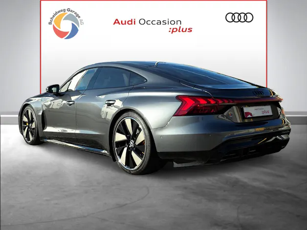 AUDI e-tron GT quattro