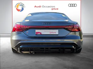 AUDI e-tron GT quattro