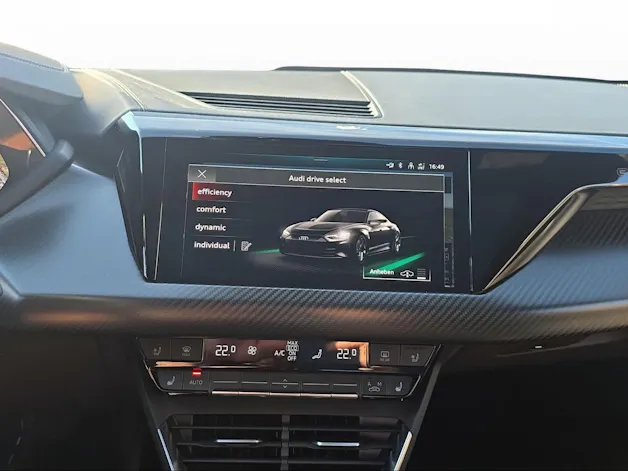 AUDI e-tron GT quattro