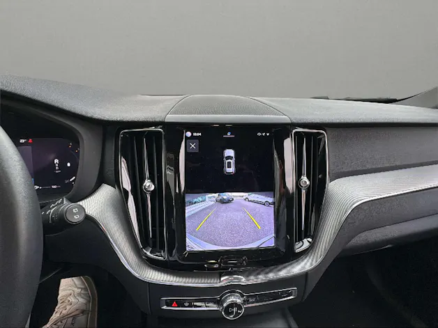 VOLVO XC60 B4 Diesel Mild Hybrid AWD Plus Dark Geartronic