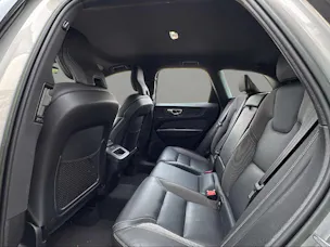 VOLVO XC60 B4 Diesel Mild Hybrid AWD Plus Dark Geartronic