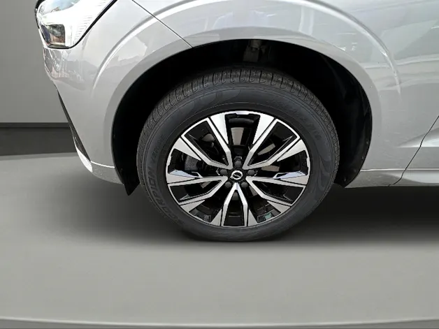 VOLVO XC60 B4 Diesel Mild Hybrid AWD Plus Dark Geartronic