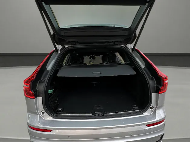 VOLVO XC60 B4 Diesel Mild Hybrid AWD Plus Dark Geartronic