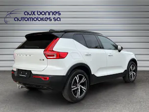 VOLVO XC40 B4 Benzin Mild Hybrid AWD R-Design Geartronic