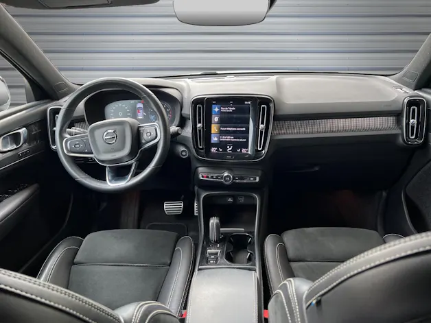 VOLVO XC40 B4 Benzin Mild Hybrid AWD R-Design Geartronic