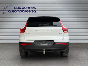 VOLVO XC40 B4 Benzin Mild Hybrid AWD R-Design Geartronic