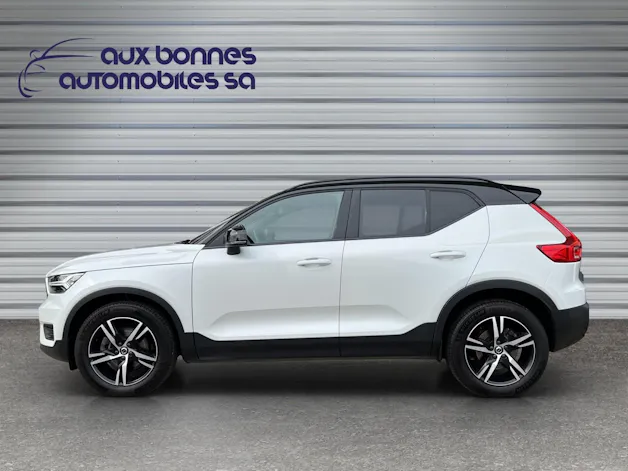 VOLVO XC40 B4 Benzin Mild Hybrid AWD R-Design Geartronic