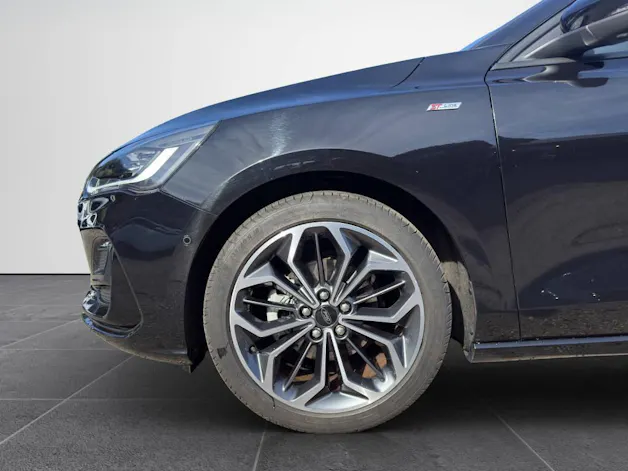 FORD Focus Station Wagon 1.0i EcoB Hybrid 155