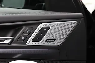 BMW X1 xDrive 23d 48V M Sport * Panoramadach * Harman/Kardon * Elektr. Sitze * 360° Kamera * AHK *