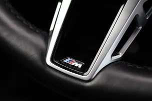 BMW X1 xDrive 23d 48V M Sport * Panoramadach * Harman/Kardon * Elektr. Sitze * 360° Kamera * AHK *
