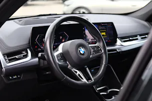 BMW X1 xDrive 23d 48V M Sport * Panoramadach * Harman/Kardon * Elektr. Sitze * 360° Kamera * AHK *