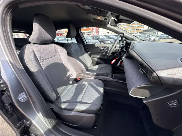 RENAULT Clio 1.2 TCe Evolution NEUES MODELL EDC-Automat