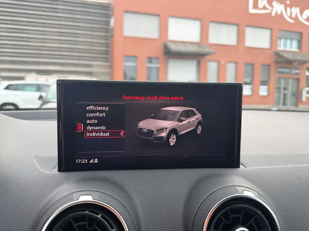 AUDI SQ2 TFSI quattro S-tronic