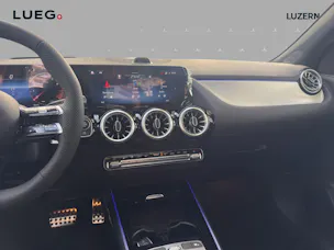 MERCEDES-BENZ GLA 250 4Matic 8G-DCT Swiss Star