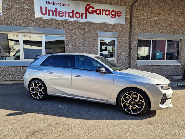 OPEL Astra 1.6 PHEV Turbo Swiss Plus A