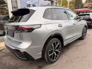 VW Tiguan 2.0 TSI 265PS 4Motion R-Line *** 360° KAMERA & PANORAMADACH ***