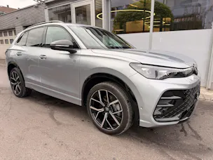 VW Tiguan 2.0 TSI 265PS 4Motion R-Line *** 360° KAMERA & PANORAMADACH ***