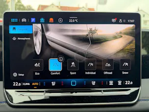 VW Tiguan 2.0 TSI 265PS 4Motion R-Line *** 360° KAMERA & PANORAMADACH ***