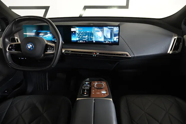 BMW iX xDrive40 Launch Edition