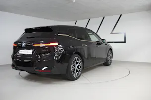 BMW iX xDrive40 Launch Edition