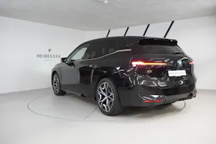 BMW iX xDrive40 Launch Edition