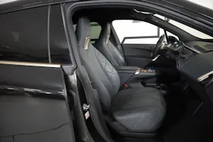 BMW iX xDrive40 Launch Edition