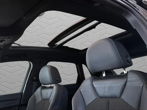 AUDI Q3 40 TFSI S line quattro S-tronic