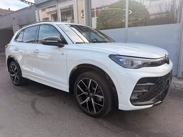 VW Tiguan 2.0 TSI 265PS 4Motion R-Line *** 360° KAMERA & PANORAMADACH ***