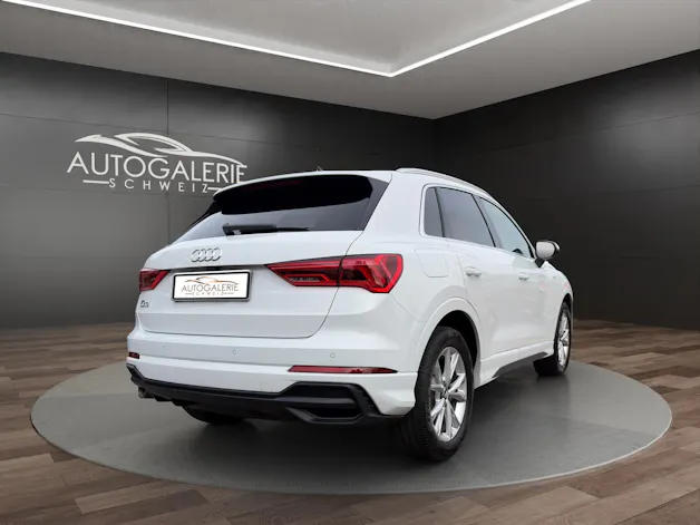 AUDI Q3 35 TFSI S line S-tronic | CH | Assistenzpaket | Matrix LED | S-LINE | Navi Plus & Phone Box | Technikpaket |