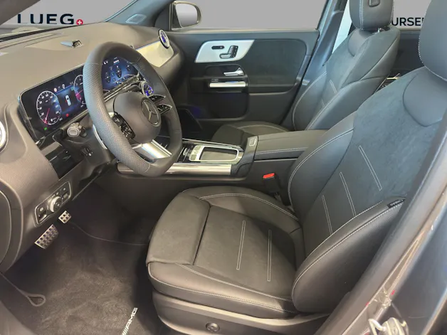 MERCEDES-BENZ GLA 220d 4Matic 8G-DCTSwiss Star
