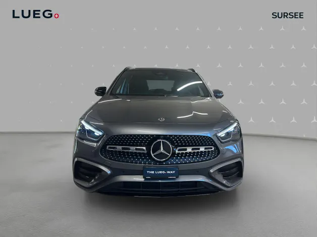 MERCEDES-BENZ GLA 220d 4Matic 8G-DCTSwiss Star