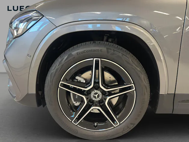 MERCEDES-BENZ GLA 220d 4Matic 8G-DCTSwiss Star