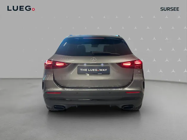 MERCEDES-BENZ GLA 220d 4Matic 8G-DCTSwiss Star