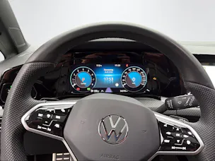 VW Golf VIII 2.0 TSI R-Line DSG 4motion