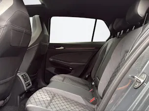 VW Golf VIII 2.0 TSI R-Line DSG 4motion