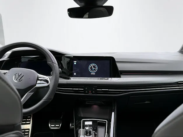 VW Golf VIII 2.0 TSI R-Line DSG 4motion