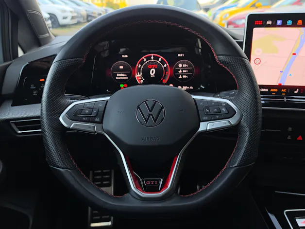 VW Golf VIII 2.0 TSI GTI DSG
