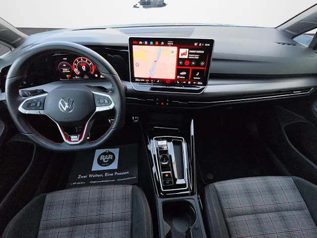 VW Golf VIII 2.0 TSI GTI DSG
