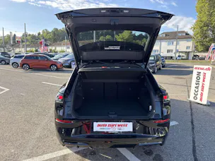VW T-Roc 1.5 eTSi mHEV R-Line DSG-Automat